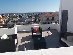 Apartment Sleeps 4 With Sea Views