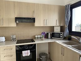 Apartment Sleeps 4 With Sea Views