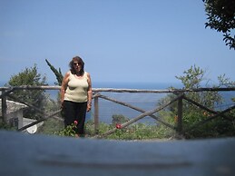 Villa Rena in Mouresi Seaview