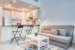 Chaima Elegantly Furnished Brand New With Balcony