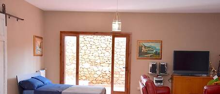 Villa Aurora, Private Pine Forest, Barbecue, Solarium
