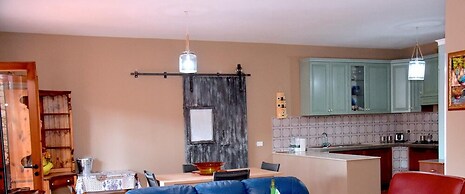 Villa Aurora, Private Pine Forest, Barbecue, Solarium