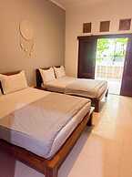 Ketapang Guesthouse Echo Beach Canggu