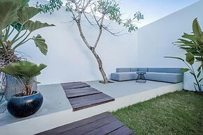 Mile Stone Villa
