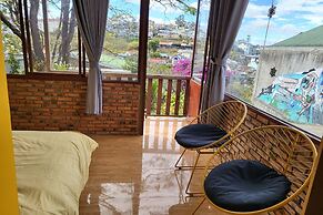 Books Home Dalat