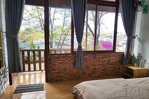 Books Home Dalat