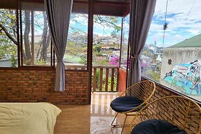 Books Home Dalat