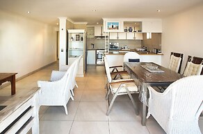 Voorschoten, Langebaan 6-Sleeper