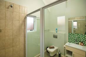99 Steps, Langebaan 8-sleeper
