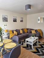 Captivating 2-bed Apartment in Belvedere