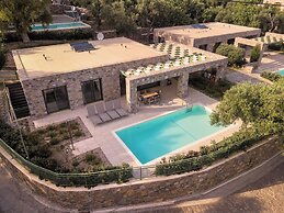 Ouzo Stone House 2, with private pool