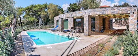 Ouzo Stone House 2, with private pool