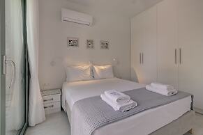 Ouzo Stone House 2, with private pool