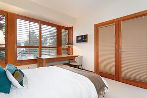 Luxury 5 Bedroom Blueberry Chalet