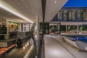 Villa BullHouse