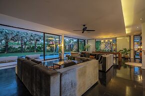 Villa BullHouse