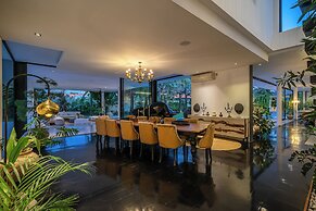 Villa BullHouse