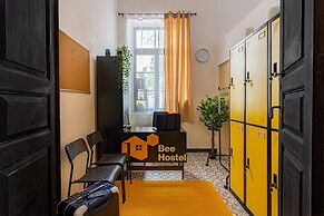 Bee Hostel