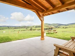 Bacheiddon Log Cabin