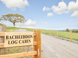 Bacheiddon Log Cabin