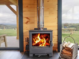 Bacheiddon Log Cabin