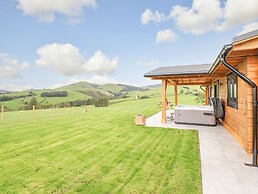 Bacheiddon Log Cabin
