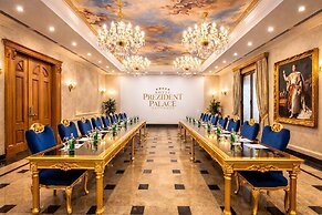 Prezident Palace Belgrade - Rooftop Pool & Spa Hotel