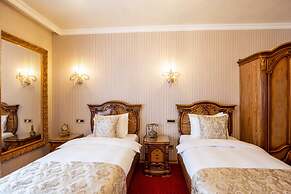 Prezident Palace Belgrade - Rooftop Pool & Spa Hotel
