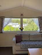 Caravan - Sleeps 6 & Parking