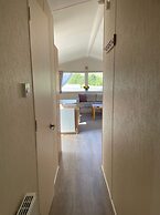 Caravan - Sleeps 6 & Parking