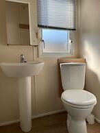 Caravan - Sleeps 6 & Parking
