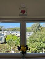 Caravan - Sleeps 6 & Parking