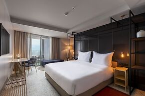 NEXT - Savoy Signature
