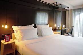 NEXT - Savoy Signature