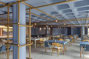 NEXT - Savoy Signature