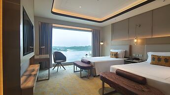 Taj Lakefront Bhopal