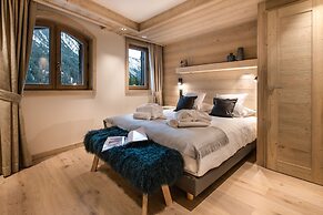 Manali Lodge  by Alpine Resorts