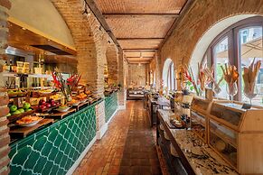 Hotel La Compañía Casco Antiguo