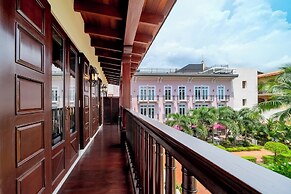 Hotel La Compañía Casco Antiguo