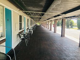 Y Motels Kingaroy