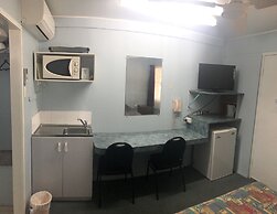 Y Motels Kingaroy