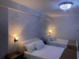 Joneya Hotel