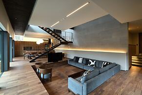 Nivia