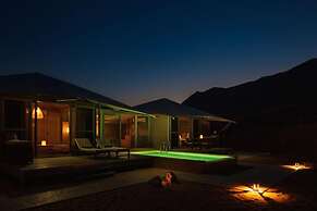 Moon Retreat by Sharjah Collection