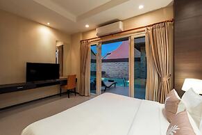 Luxury Pool villa C16 - 4BR 8-10 Persons