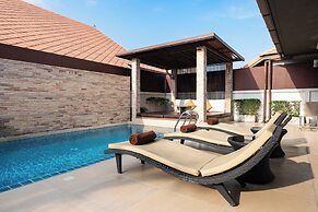 Luxury Pool villa C16 - 4BR 8-10 Persons