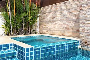 Luxury Pool villa C16 - 4BR 8-10 Persons