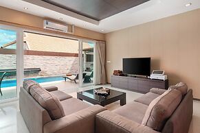 Luxury Pool villa C16 - 4BR 8-10 Persons