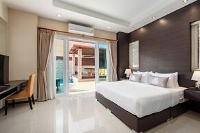 Luxury Pool villa C16 - 4BR 8-10 Persons