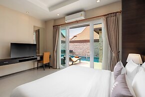 Luxury Pool villa C16 - 4BR 8-10 Persons
